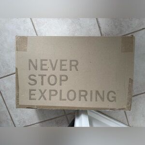 NWT- The North Face boots brand new